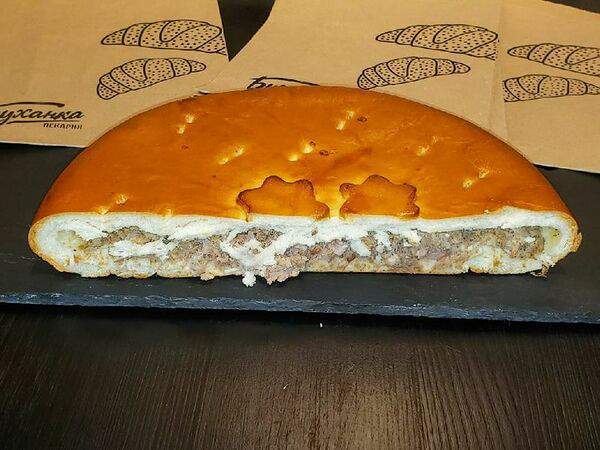 Пекарня Буханка - Половинка пирога с курицей и грибами