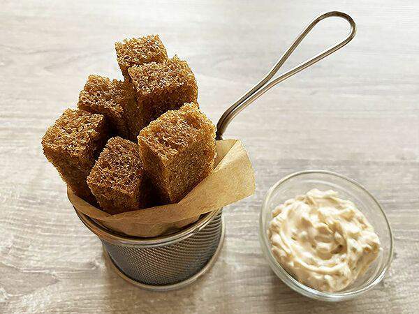 Грин Парк - Гренки чесночные с соусом Тар-тар