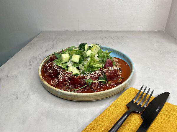 Elementum - Татаки с говядиной