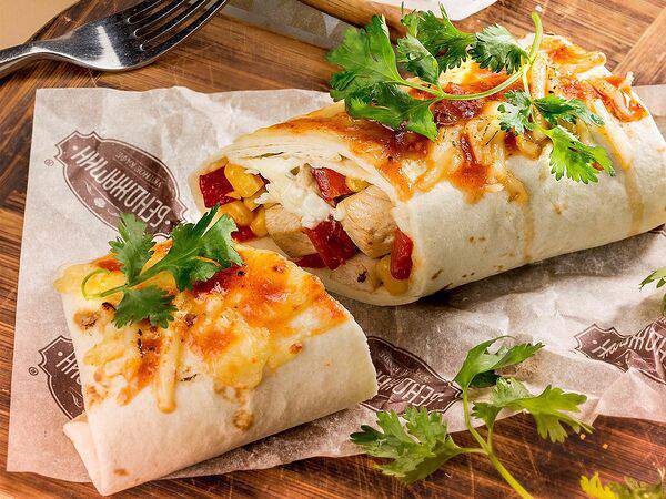 Уютное кафе Бенджамин - Энчиладас с куриной грудкой