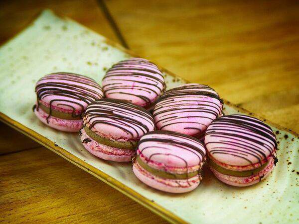 Basilico - Макарон шоколад