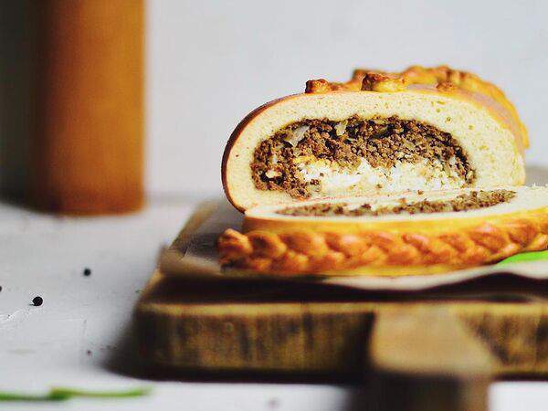 Хлебофф и Булкин - Кулебяка с мясом и яйцом