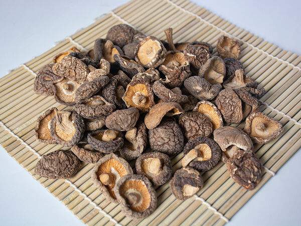 Вьетнамская кухня Cyclo - Грибы Шиитаке (Вьетнам)