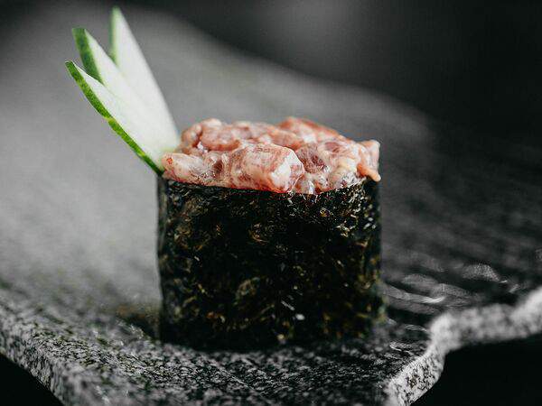 Shima - Гункан тунец