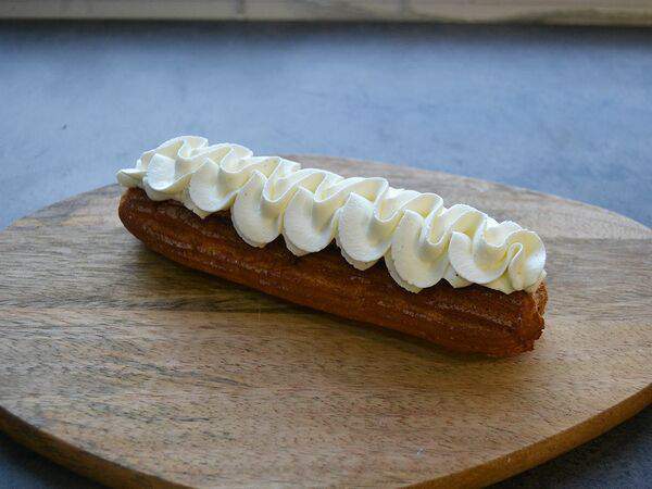 Кофейня Pankoff Bakery - Эклер Яблочный штрудель