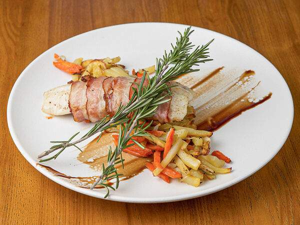 Тетка фишер - Филе судака в беконе с розмарином