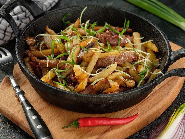 Япона мама - Жареный картофель со свининой