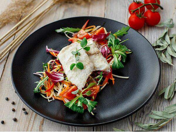 Табаско fit - Филе судака на пару с овощным гарниром