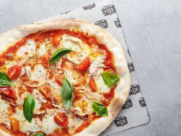 Luka Pizza - Пицца с курицей и моцареллой