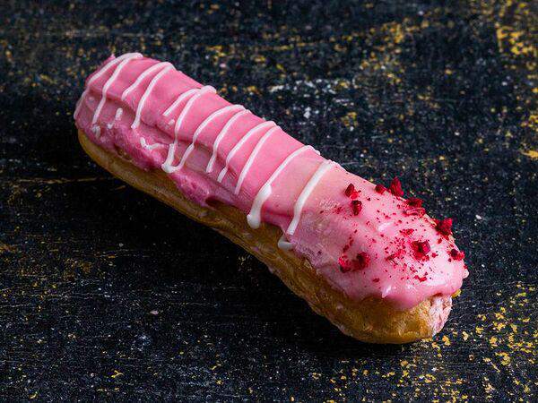 Пекарня Буханка - Клубничный эклер