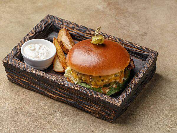 Lobby Bar - Lobby бургер