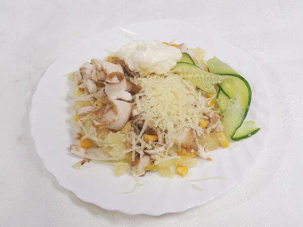 Три правила - Салат Курица с ананасами