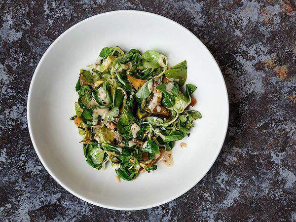 Vladbeef Bar - Салат с вешенками и авокадо