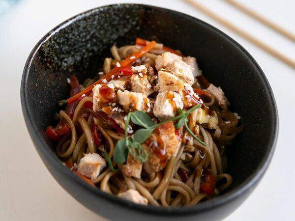 Грин доставка - Удон с куриным филе