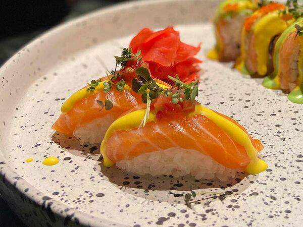 Metis - Суши с лососем