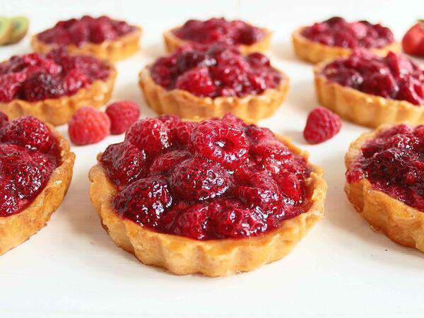 Десерт Коллекция - Пирожное Тарталетка с малиной