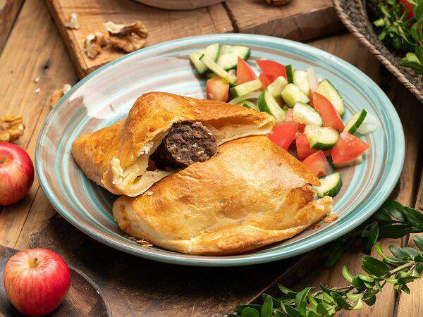 Нино и котэ - Хачапури с люля- кебаб