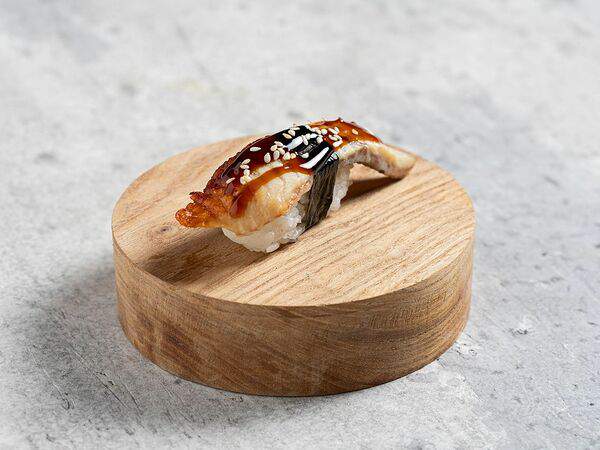 Rusalka - Суши с угрем