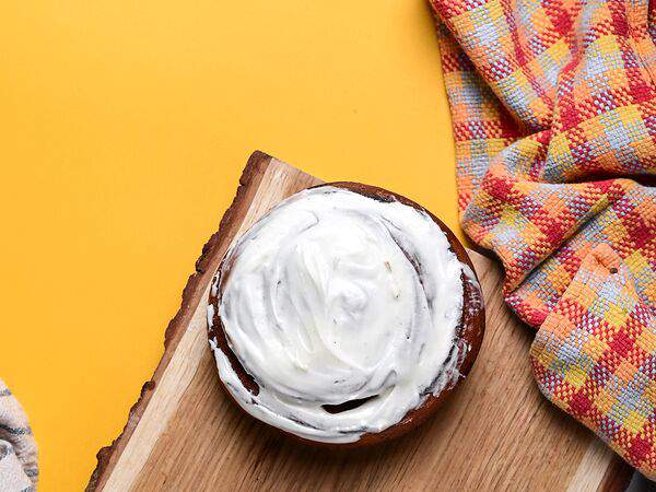 Лакма - Сдобная булочка с корицей и маскарпоне