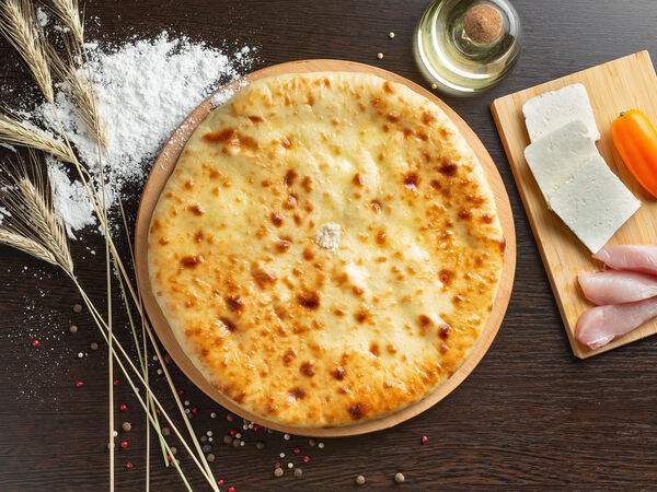 Дары Осетии - Пирог с куриным филе и сыром