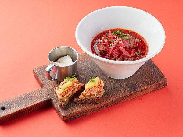 Фартук бистро - Борщ украинский с салом