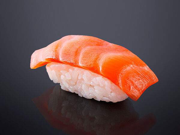 FishRoll - Суши с копченым лососем