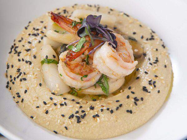 Джентльмены удачи - Хумус с морепродуктами