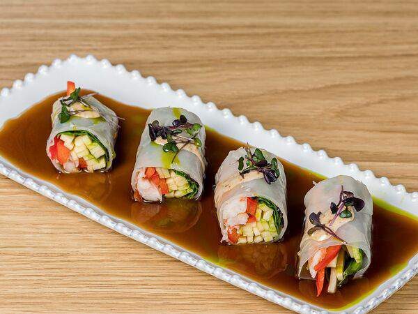 Milovita - Спринг-ролл с креветкой и тайским соусом