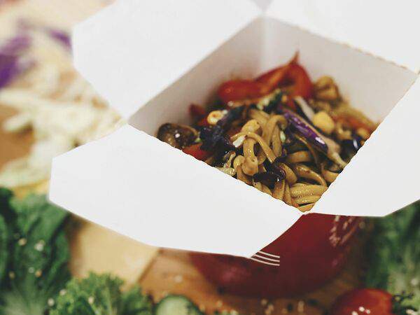 Сё и сразу - Вок Курица в кисло-сладком соусе