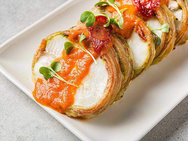 Svekla Catering - Рулет из палтуса с картофельным гратеном и трюфелем