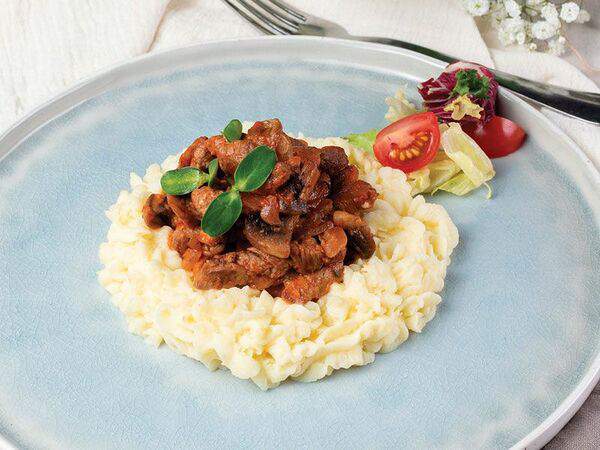 Chiko2ru - Бефстроганов с картофельным пюре