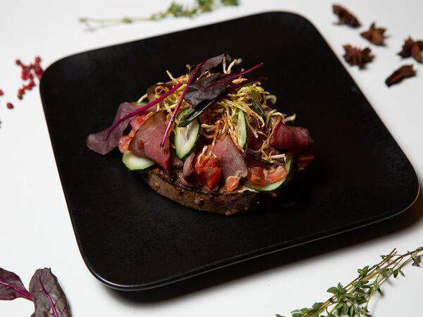 Холодец - Брускетта из мяса кабана