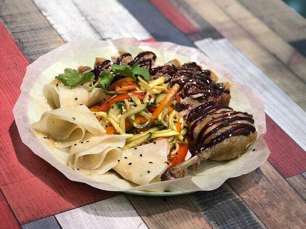 Лапша и утка Фо Бо - Утка по-пекински