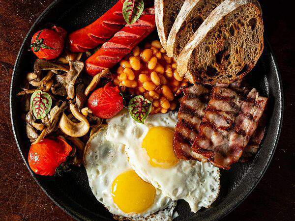 Гости рестопаб - Английский завтрак