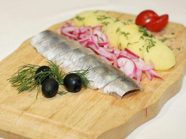 Пингвин - Селёдочка с отварным картофелем