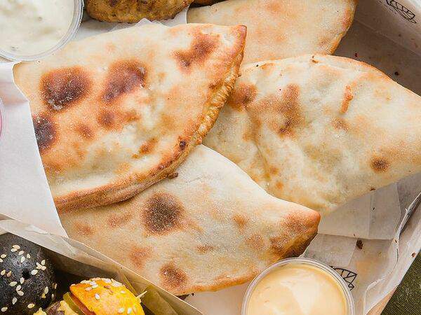 Хотим-едим - Кальцоне с курицей