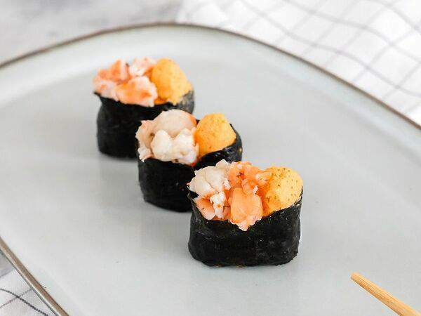 Poke Poke - Гункан с креветкой