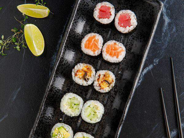 Баклажан Горьковская - Ролл с угрем