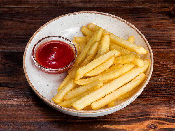 Трактир Колесо - Картофель фри с томатным соусом