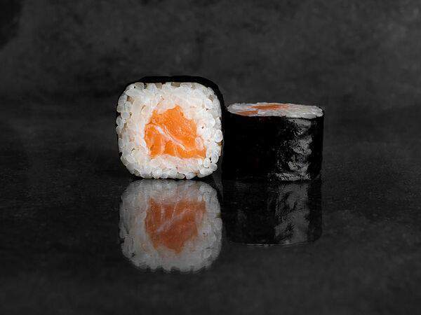 Like Pizza & Sushi - Ролл Сяке Хосомаки