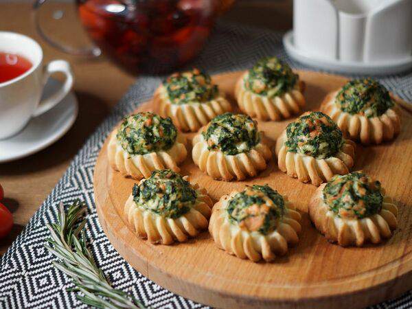 Тестов - Перепечки с лососем, шпинатом и сыром