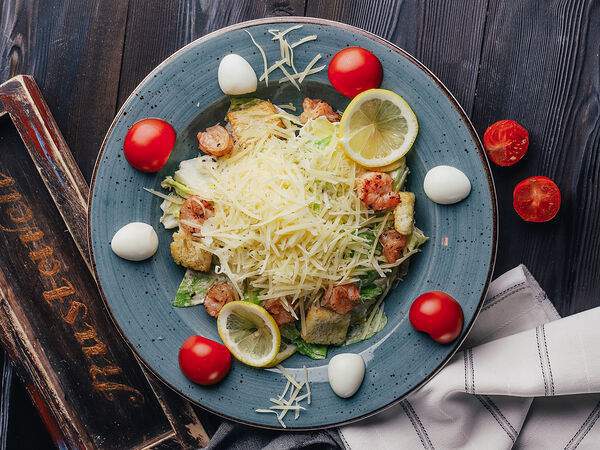 Rustaveli - Салат Цезарь с креветками