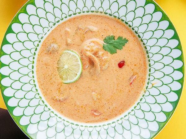 R14 - Азиатский суп в стиле Том-Ям