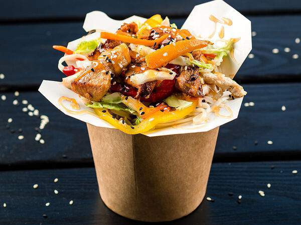 Ostrowok Азии - Wok лапша Удон со свининой в кисло-сладком соусе