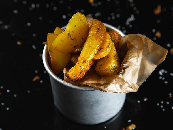 Black Bull & Bar - Картофель по-деревенски