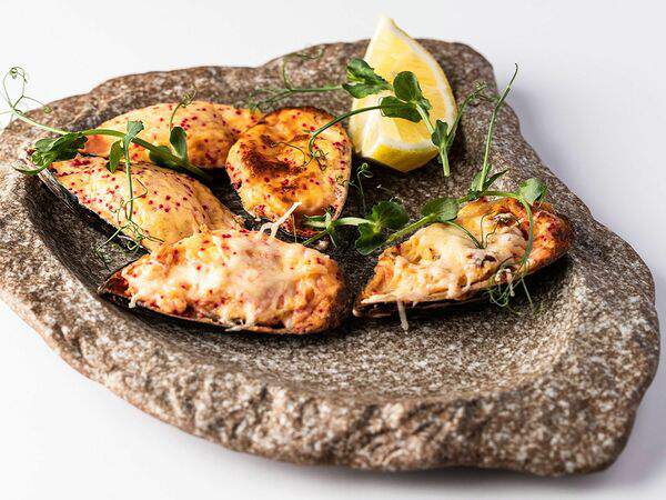 Первый - Запеченные мидии Гигант