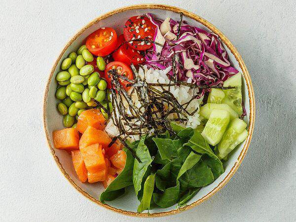 Carrie - Поке с лососем