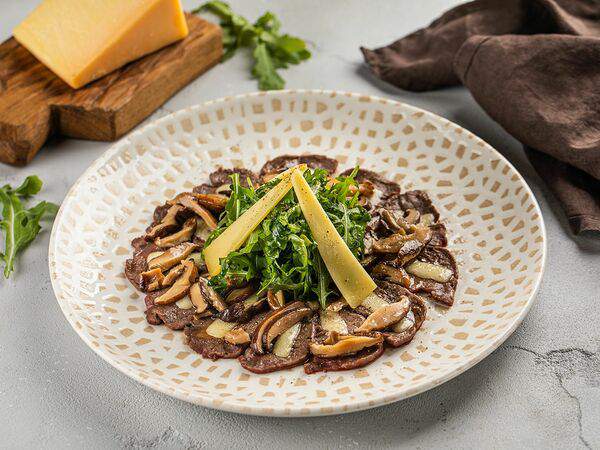 Fish Box - Тальята из говядины с сыром грюйер