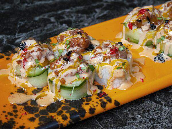 Poke Top - Ролл Лосось-креветка