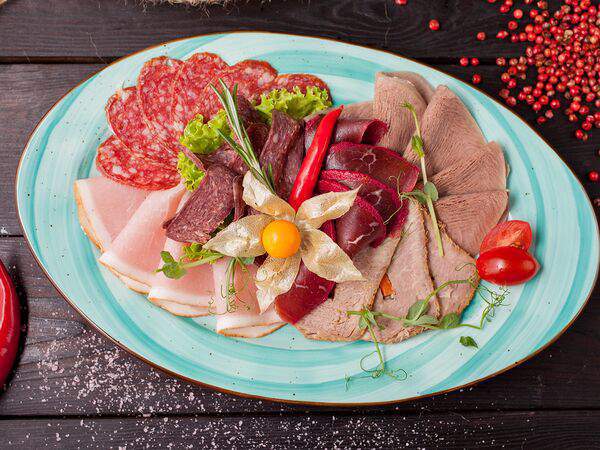 Пейзаж - Ассорти мясное